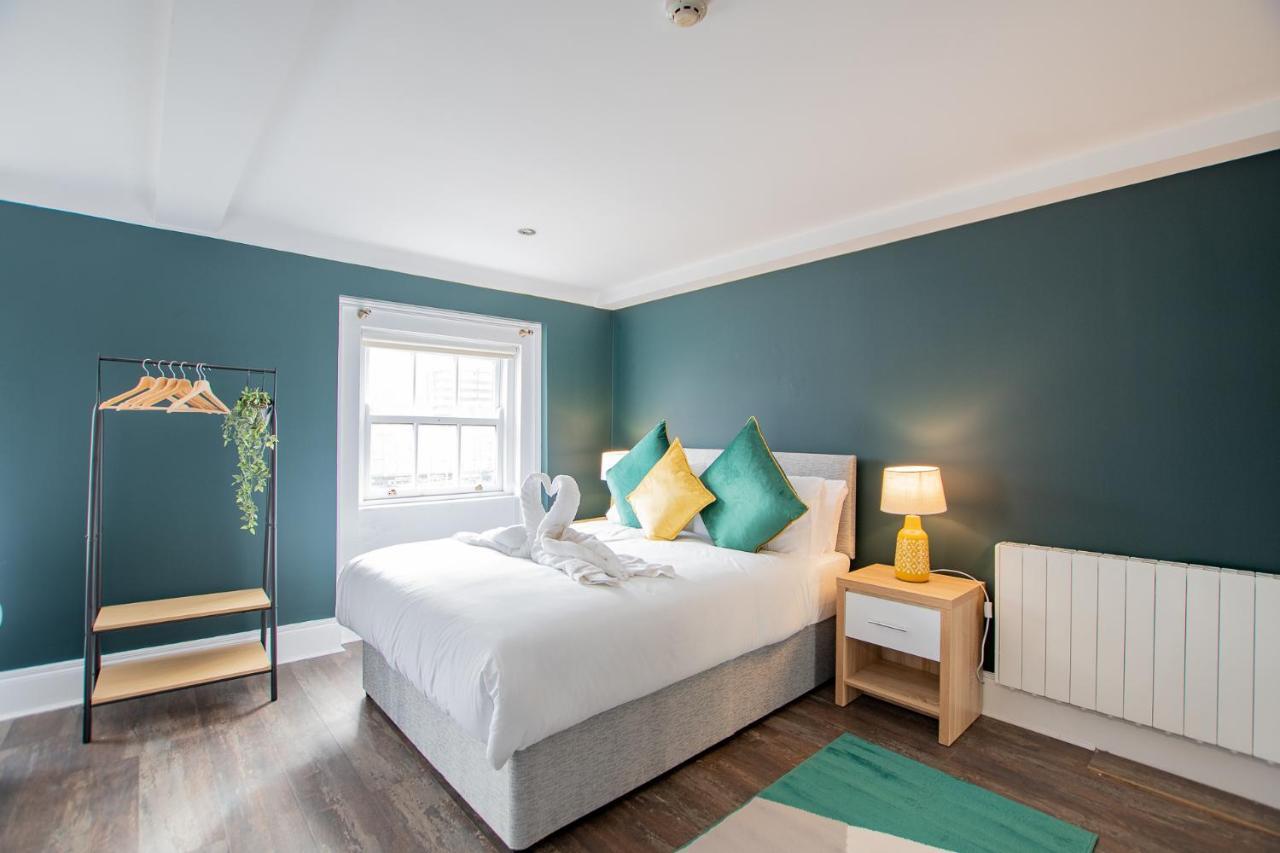 The Yellow Door By Shortstays Dublin Exterior photo