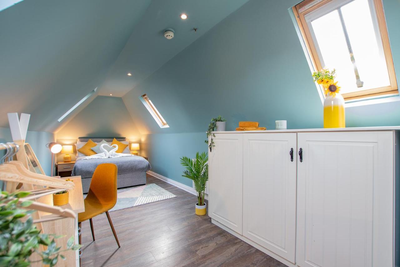 The Yellow Door By Shortstays Dublin Exterior photo