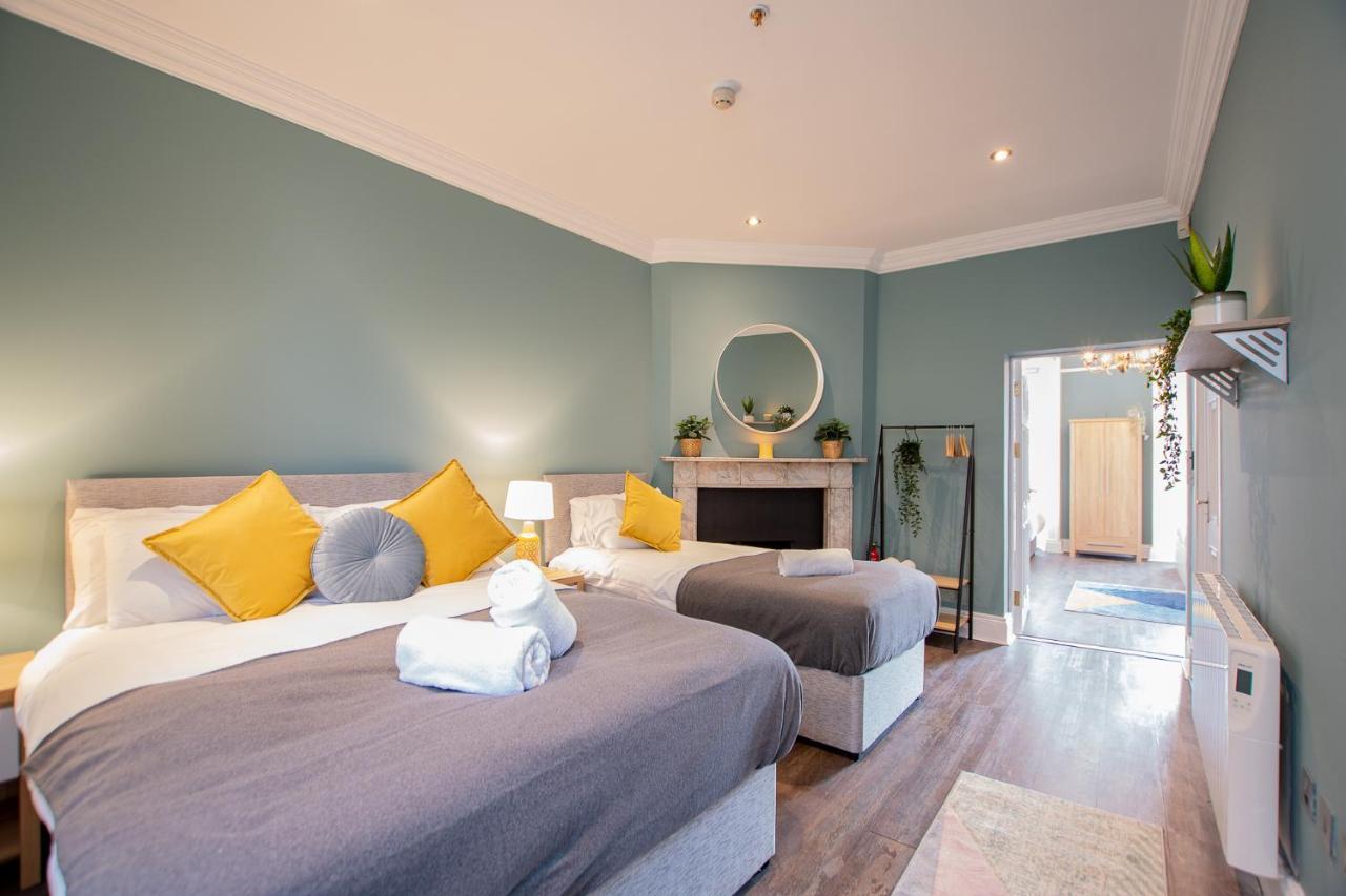 The Yellow Door By Shortstays Dublin Exterior photo